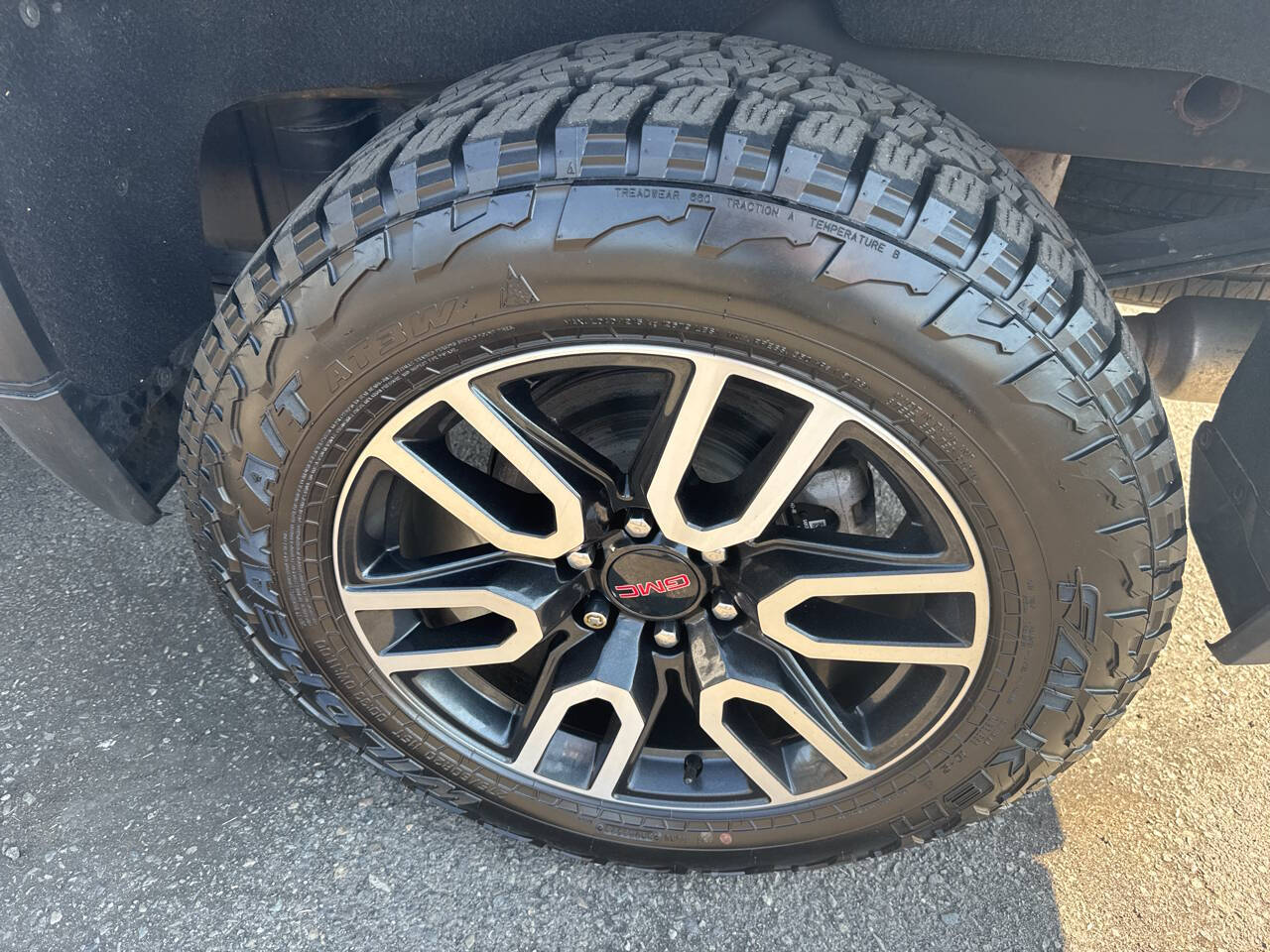 used 2021 GMC Sierra 1500 car, priced at $47,799