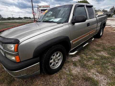 2003 Chevrolet Silverado 1500 for sale at The Car Corral in San Antonio TX