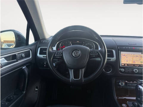 2015 Volkswagen Touareg TDI Lux