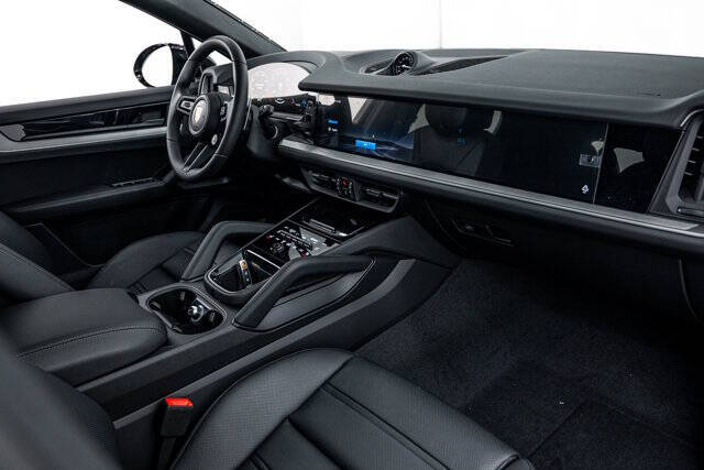 2026 Porsche Cayenne E-Hybrid Coupe