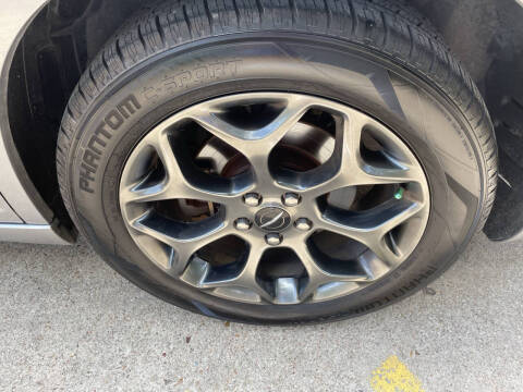 2017 Chrysler 300 S Alloy Edition