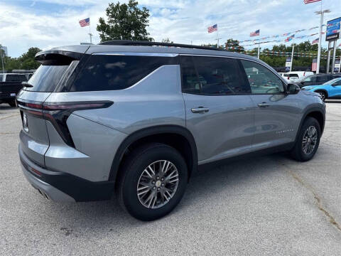 2025 Chevrolet Traverse LT