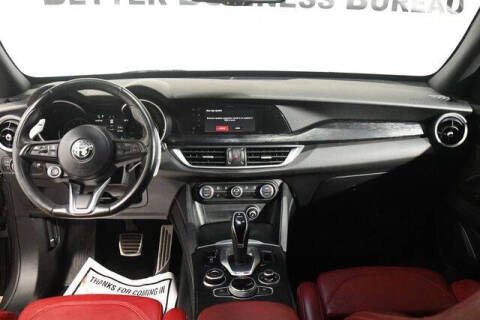 2022 Alfa Romeo Stelvio Sprint