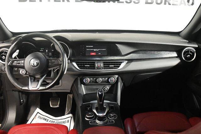 2022 Alfa Romeo Stelvio Sprint