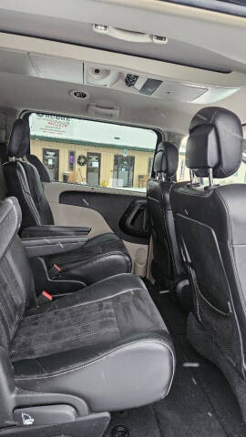 2014 Chrysler Town and Country 30th Anniversary