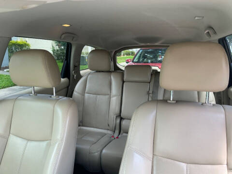 2017 Nissan Pathfinder SL