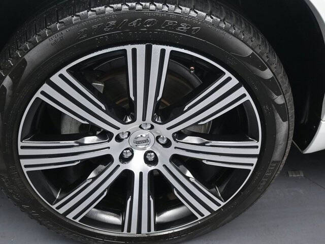 2023 Volvo XC90 B6 Ultimate Bright Theme 7P