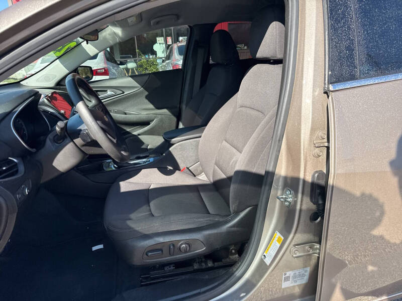 2023 Chevrolet Malibu LT