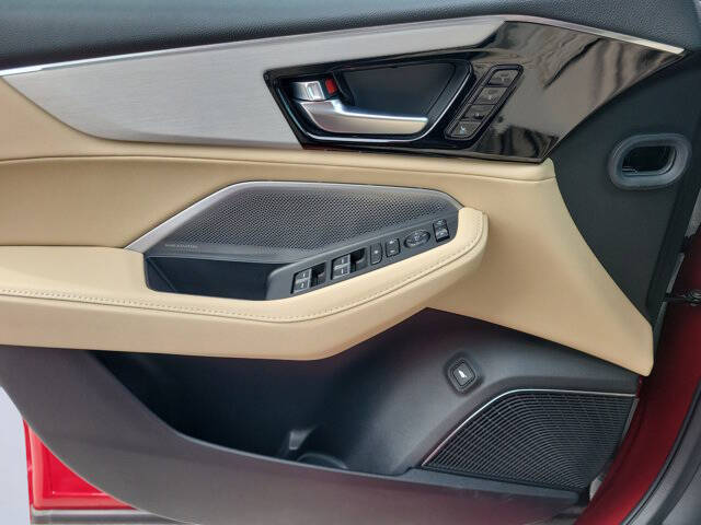 2025 Acura MDX w/Tech