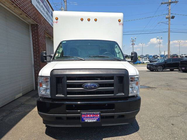 2024 Ford E-Series