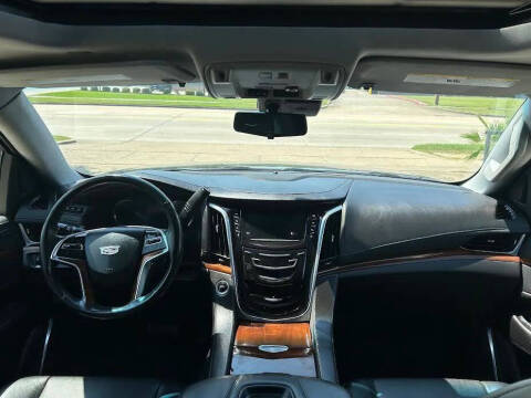 2019 Cadillac Escalade Luxury