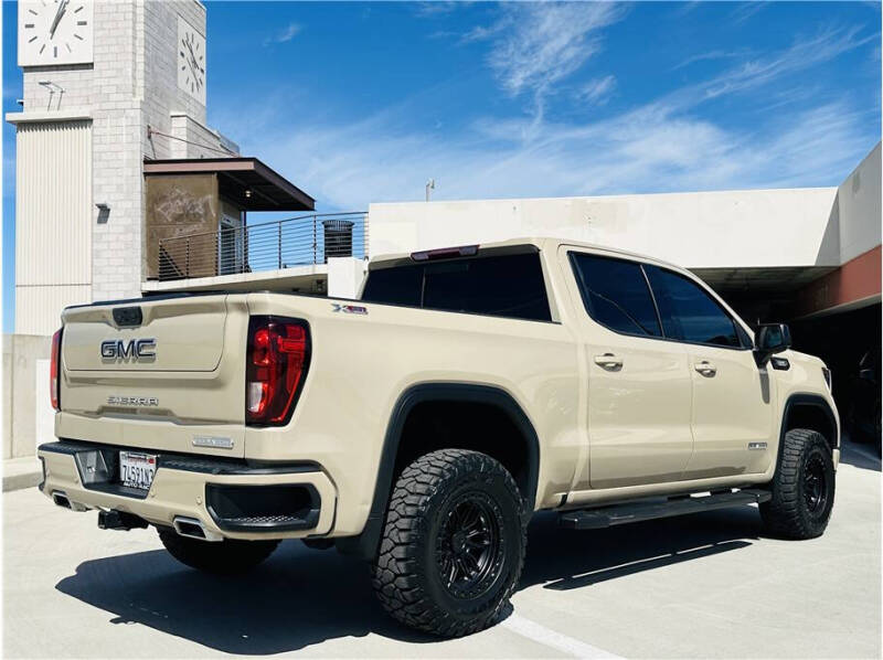 2022 GMC Sierra 1500 Elevation