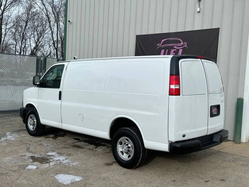 2017 Chevrolet Express 2500