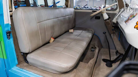 1977 Volkswagen Bus