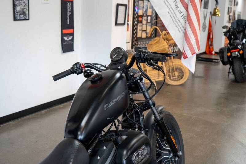 2010 Harley-Davidson Iron 883