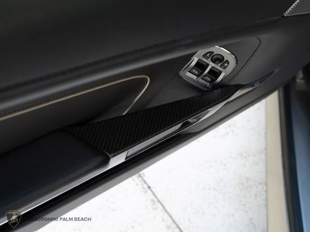 2015 Aston Martin DB9