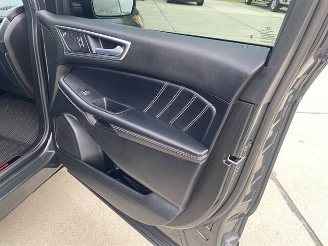 2023 Ford Edge ST