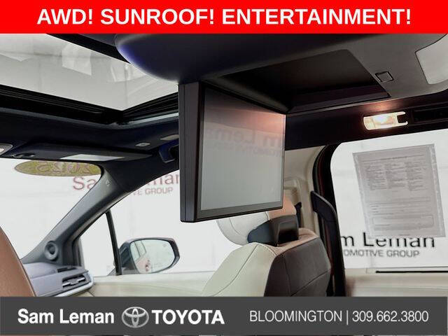2025 Toyota Sienna Platinum 7-Passenger
