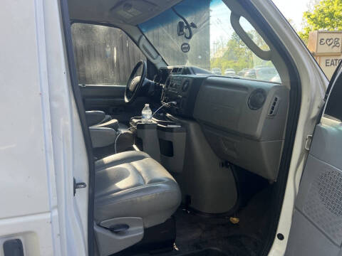 2012 Ford E-Series