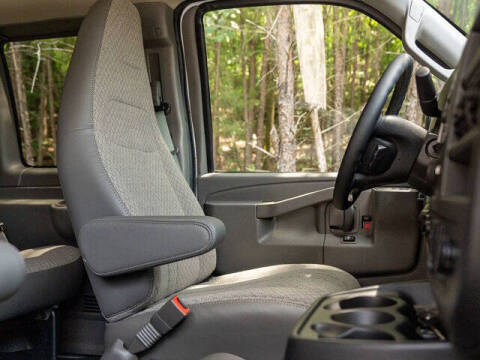 2025 Chevrolet Express 2500