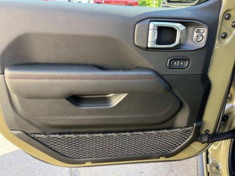 2026 Jeep Gladiator Shadow Ops
