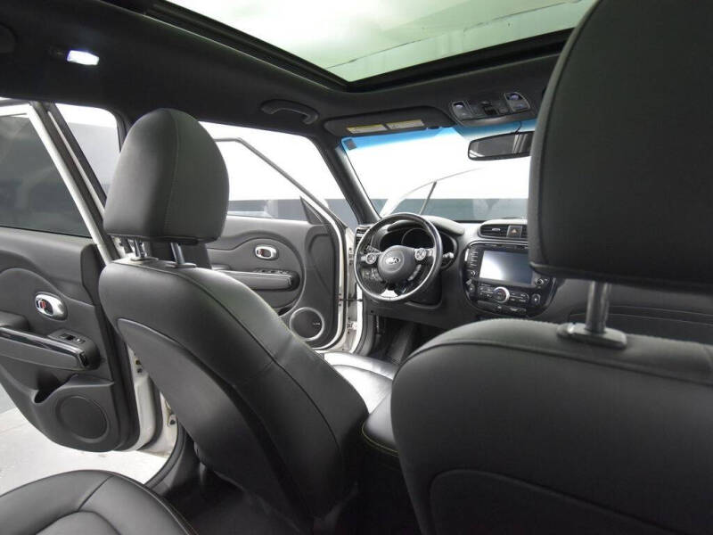 2014 Kia Soul +