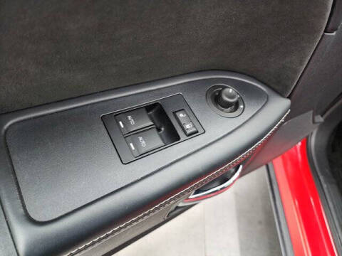 2014 Dodge Challenger SRT8