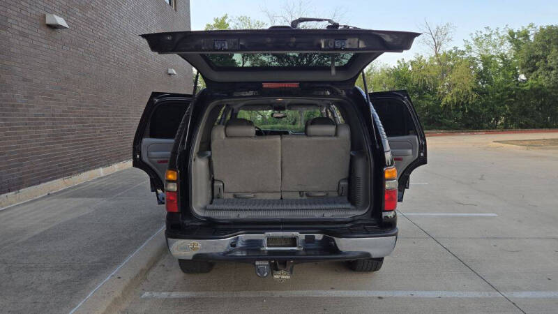 2004 GMC Yukon SLE - Photo 25