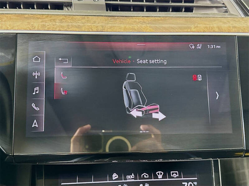 2019 Audi e-tron quattro Prestige