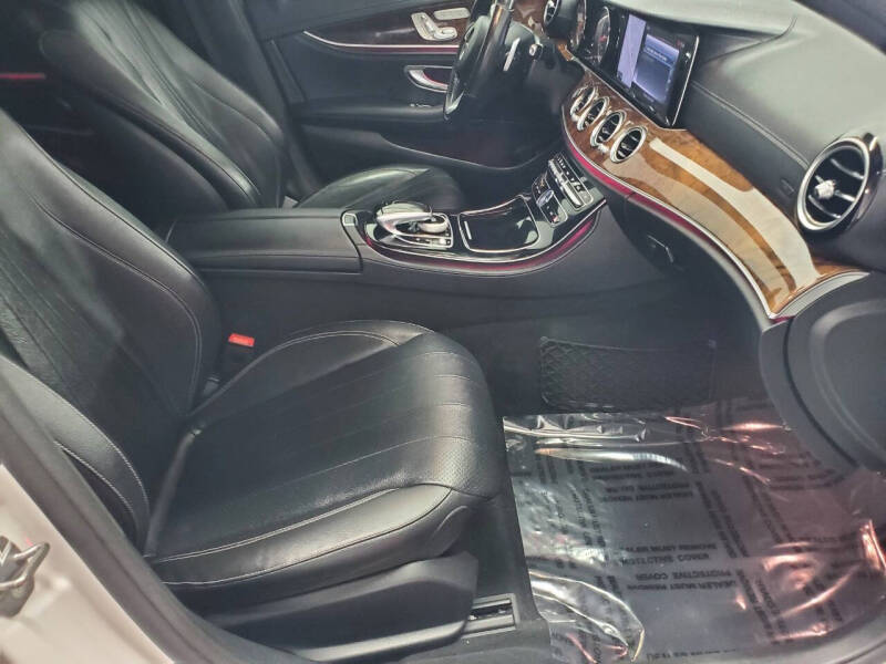 2017 Mercedes-Benz E-Class E 300 4MATIC