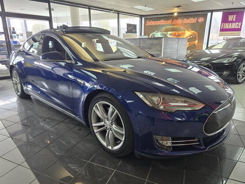 2015 Tesla Model S 70D