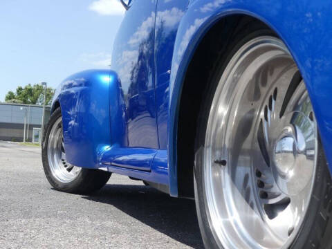 1948 Ford Super Deluxe