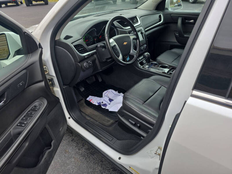 2017 Chevrolet Traverse LT