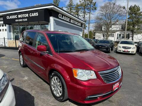 2015 Chrysler Town and Country for sale at CLASSIC MOTOR CARS in West Allis WI
