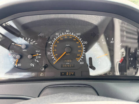 1995 Mercedes-Benz SL-Class SL 320