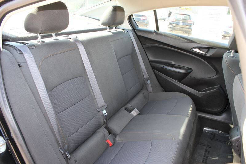 2017 Chevrolet Cruze LS Auto