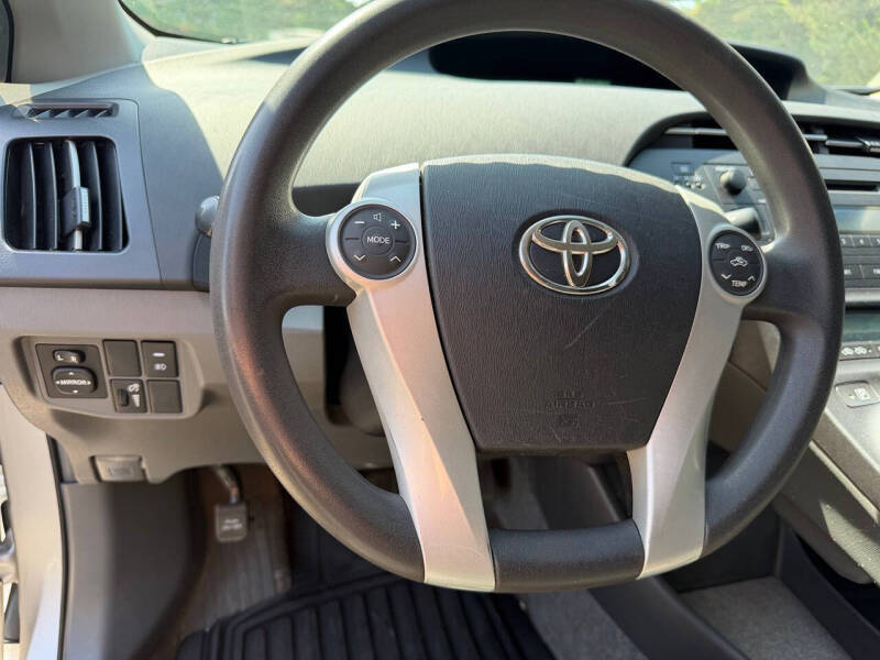 2010 Toyota Prius I