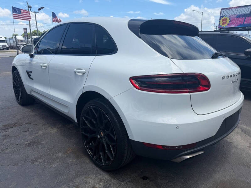 2018 Porsche Macan