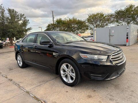 2017 Ford Taurus SEL