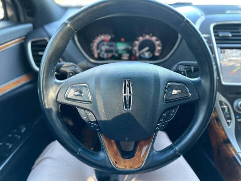 2017 Lincoln MKX Reserve