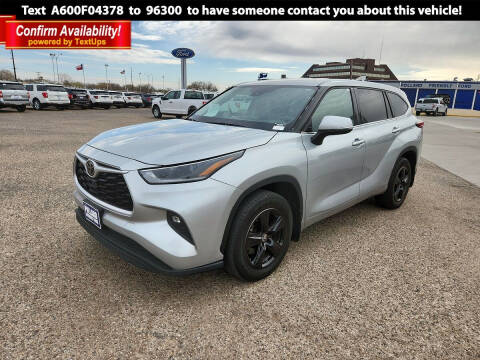 2021 Toyota Highlander for sale at POLLARD PRE-OWNED in Lubbock TX