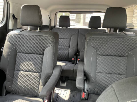 2017 GMC Acadia SLE-2