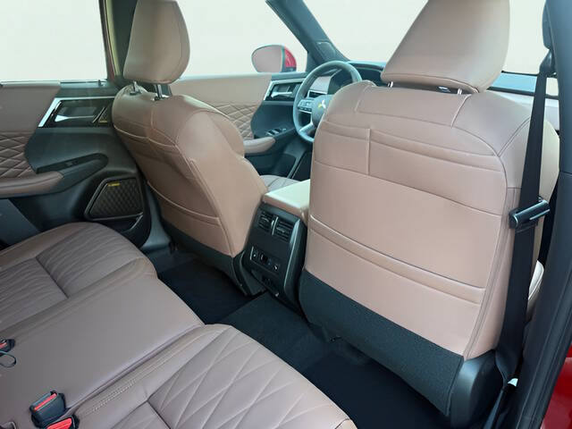 2026 Mitsubishi Outlander SEL