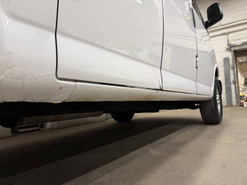 2016 Chevrolet Express 2500