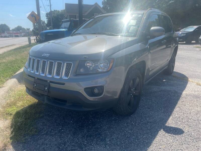 2014 Jeep Compass for sale at VICTORY LANE AUTO in Raymore MO