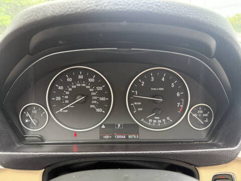 2017 BMW 3 Series 320i