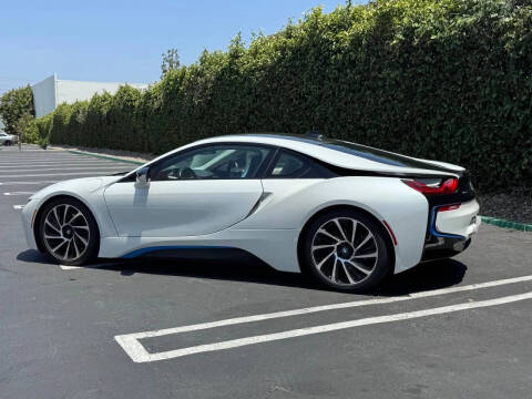 2016 BMW i8