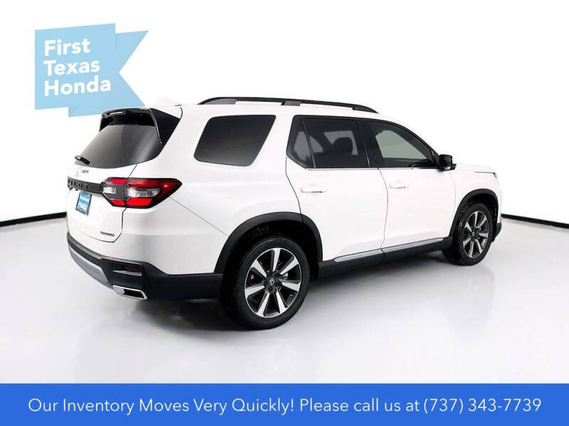 2025 Honda Pilot Touring