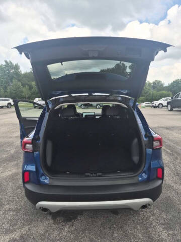 2023 Ford Escape Platinum