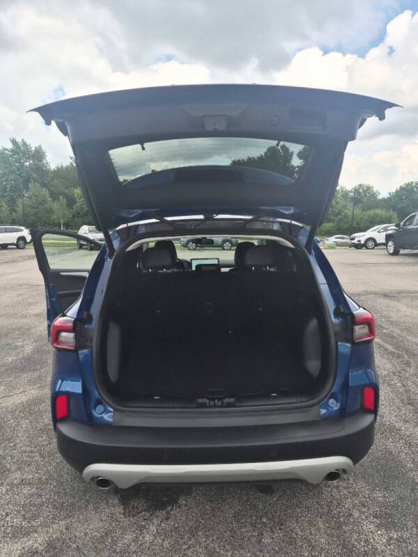 2023 Ford Escape Platinum